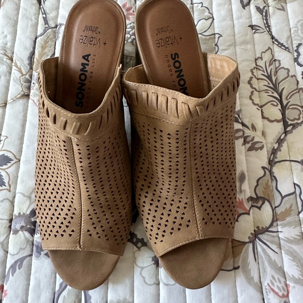 Sonoma Sandals